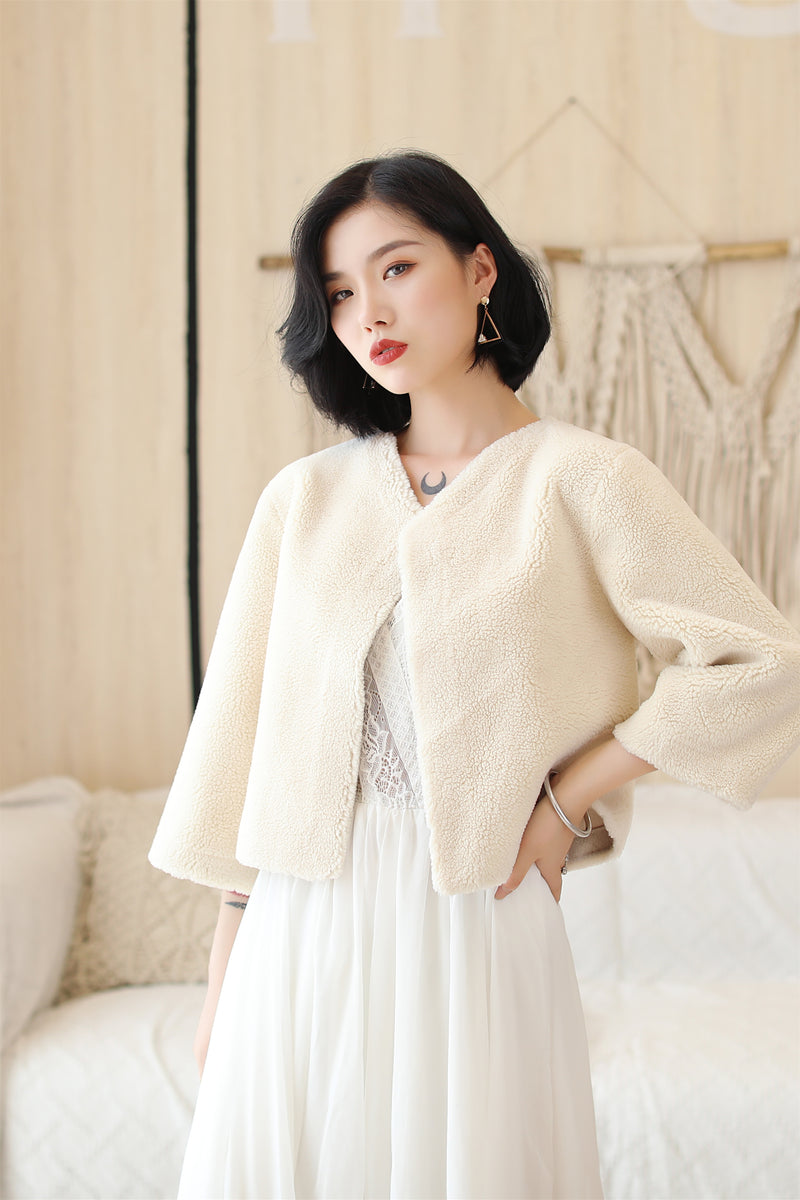 Cream White Faux Mink Fur Collarless Short Jacket & Wedding Shawl