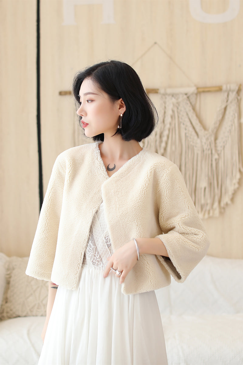 Cream White Faux Mink Fur Collarless Short Jacket & Wedding Shawl