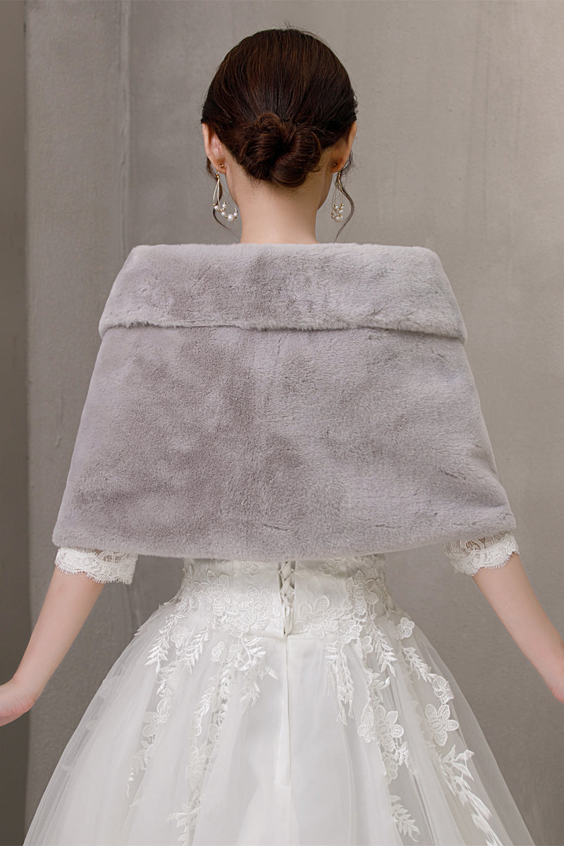 Warm Grayi Ears-Trimmed Winter Wedding Dress Shawl