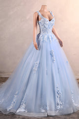 Light Blue Staps Lace Appliques Sleeveless Ball Gown Tulle Prom Dresses