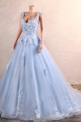 Light Blue Staps Lace Appliques Sleeveless Ball Gown Tulle Prom Dresses