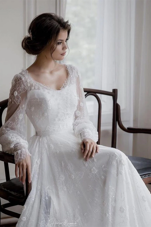 Romantic Long sleeves White Lace Flowers A-line Wedding Dresses