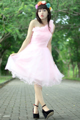 A-line One-shoulder Knee Length Tulle Handmade Flower Homecoming Dress-stylesnuggle