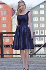 A-line Small Round Collar Knee Length Charmuse Bridesmaid Dress-stylesnuggle