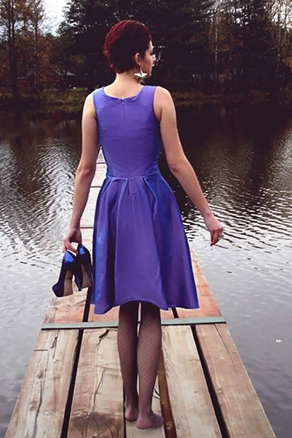 A-line Small Round Collar Knee Length Charmuse Bridesmaid Dress-stylesnuggle