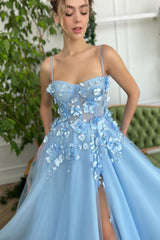 A-line Spaghetti strap Sweetheart Floor-length Sleeveless Split Front Appliques Lace Prom Dress-stylesnuggle