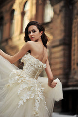 A-line Strapless Floor Length Charmuse Tulle Applique Wedding Dress-stylesnuggle