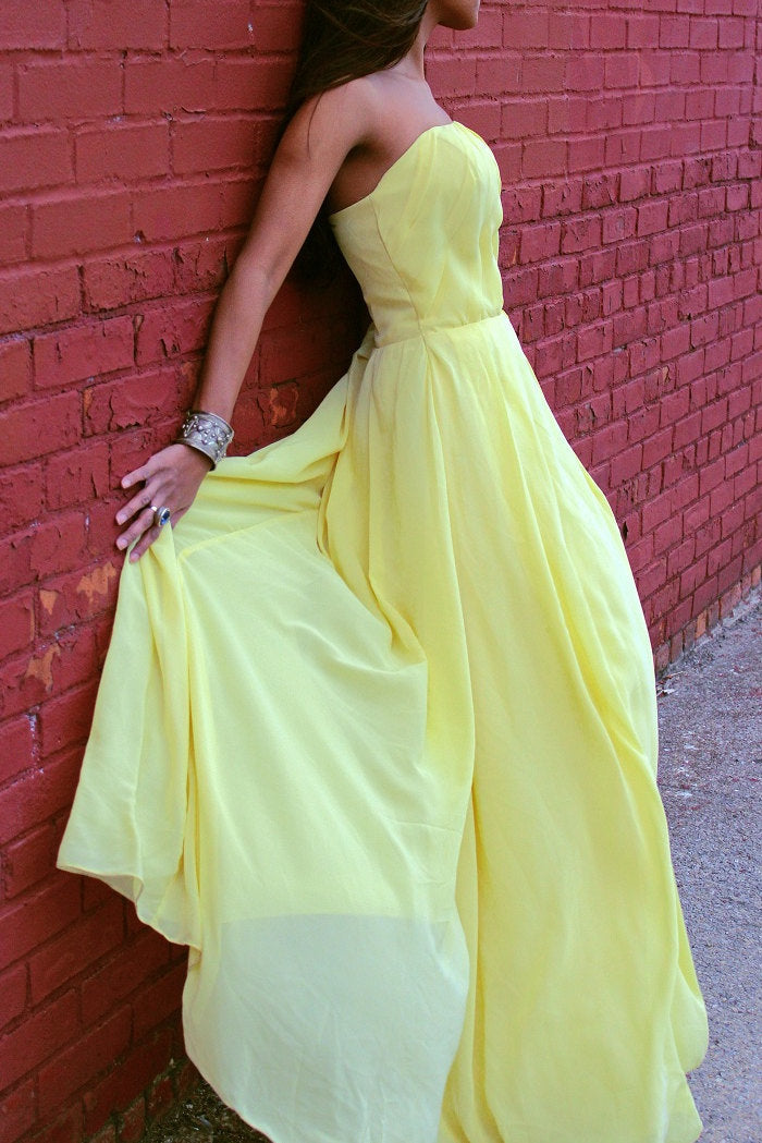 A-line Strapless Floor Length Chiffon Sleeveless Glam Prom Dress-stylesnuggle