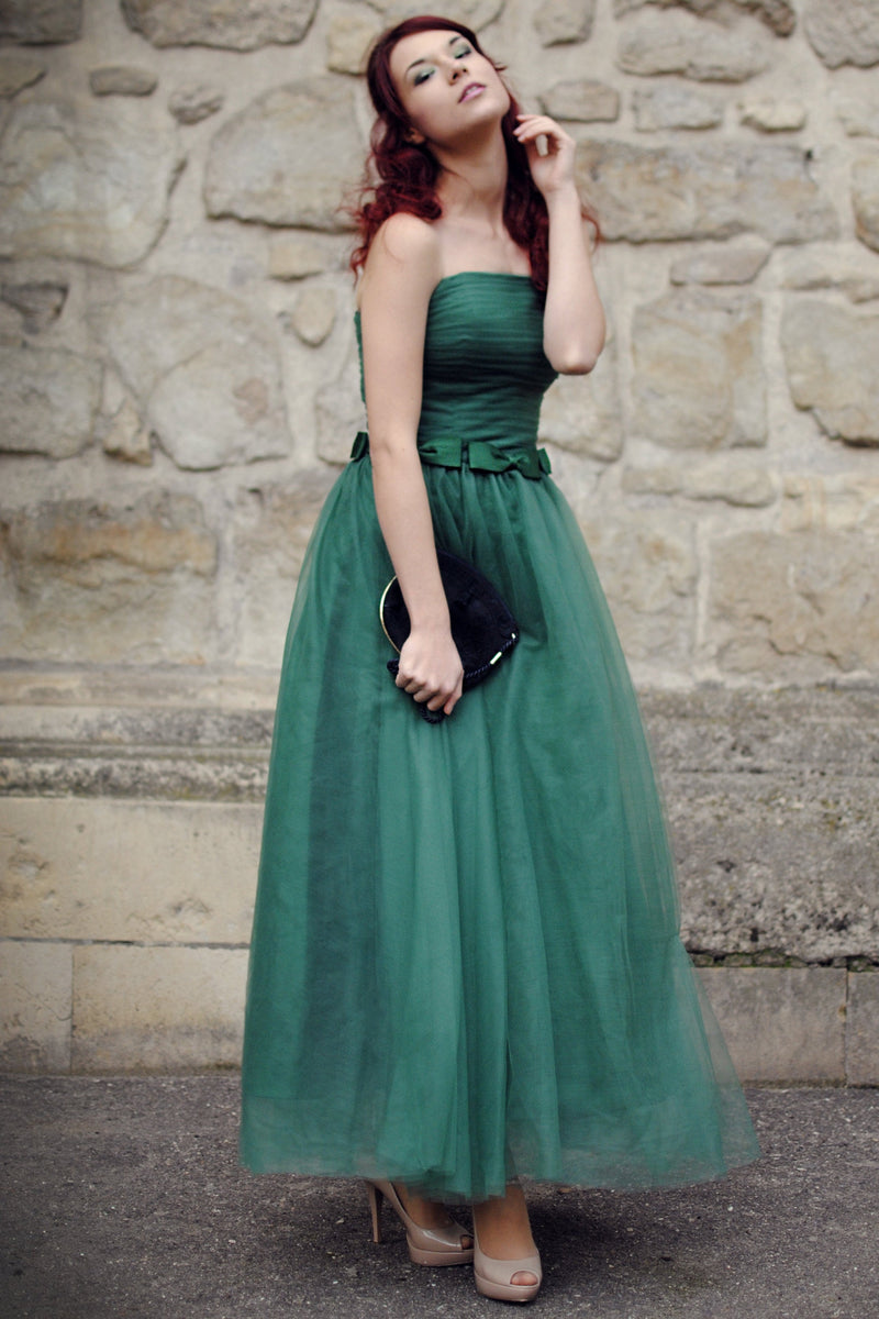 A-line Strapless Floor Length Tulle Bows Backless Prom Dress-stylesnuggle