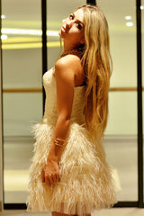 A-line Strapless Knee Length Tulle Feather Homecoming Dress-stylesnuggle