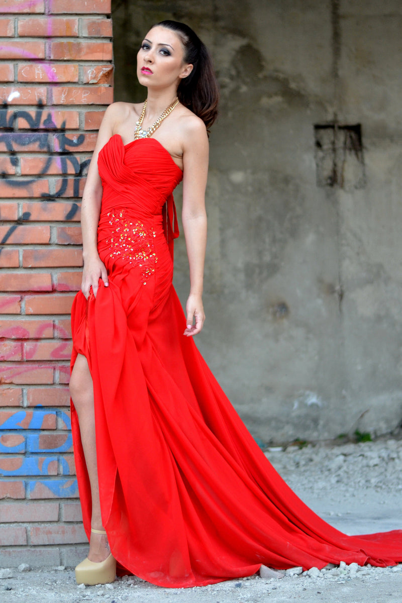 A-line Sweetheart Floor Length Chapel Chiffon Rhinestone Prom Dress-stylesnuggle