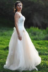 A-line Sweetheart Floor Length Tulle Handmade Flower Beading Wedding Dress-stylesnuggle