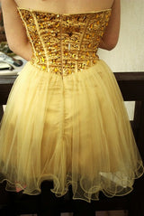 A-line Sweetheart Knee Length Tulle Rhinestone Homecoming Dress-stylesnuggle