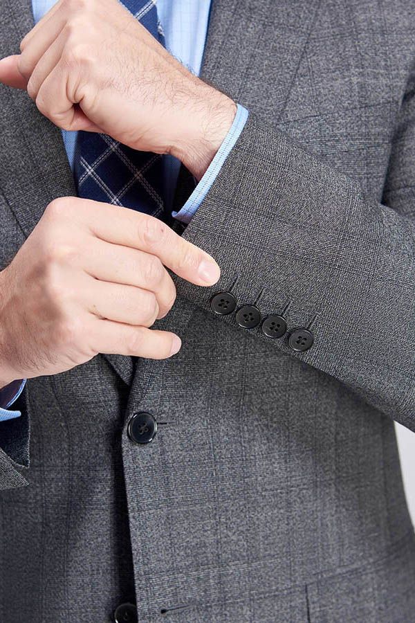 This Advanced Grey Plaid Mens Suits for Business, Peak Lapel Bespoke Suits for Men Sale at stylesnuggle comes in all sizes for prom, wedding and business. Shop an amazing selection of Peaked Lapel Single Breasted Grey mens suits in cheap price.