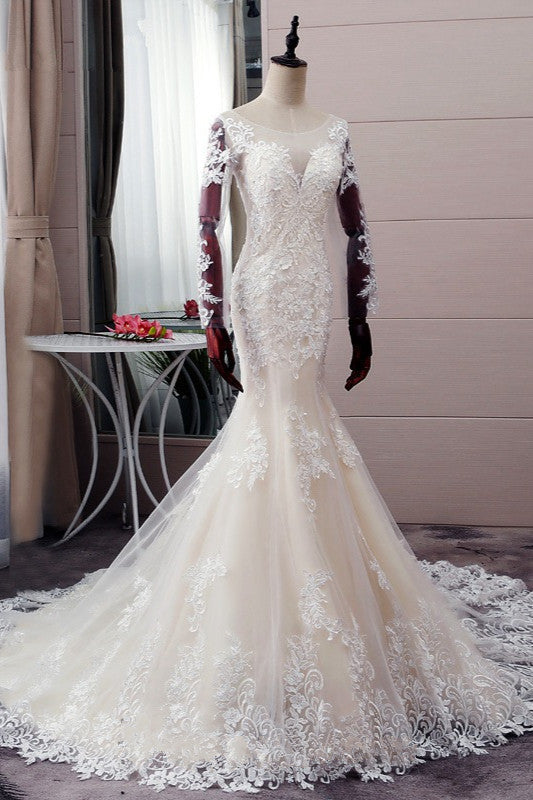 stylesnuggle offers Autumn Long Sleevess Mermaid Lace appliques Ivory Wedding Dress online at an affordable price from Tulle to Mermaid Floor-length skirts. Shop for Amazing Long Sleeves wedding collections for your big day.