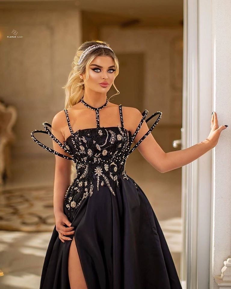 stylesnuggle offers Beaded Moon and Night Black Sparkle Sequin High Split Evening Dress On Sale at an affordable price from Satin to A-line Floor-length skirts. Shop for gorgeous Sleeveless Prom Dresses, Evening Dresses, Mother dress collections for your big day.