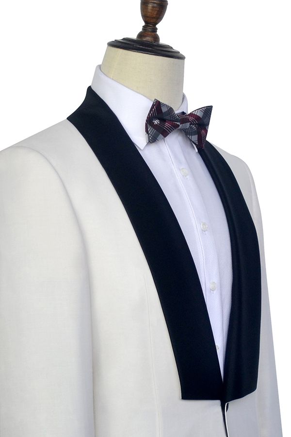 This Black Knife Collar Well-cut White Wedding Suits for Men, One Button Wedding Tuxedos at stylesnuggle comes in all sizes for prom, wedding and business. Shop an amazing selection of Shawl Lapel Single Breasted White mens suits in cheap price.