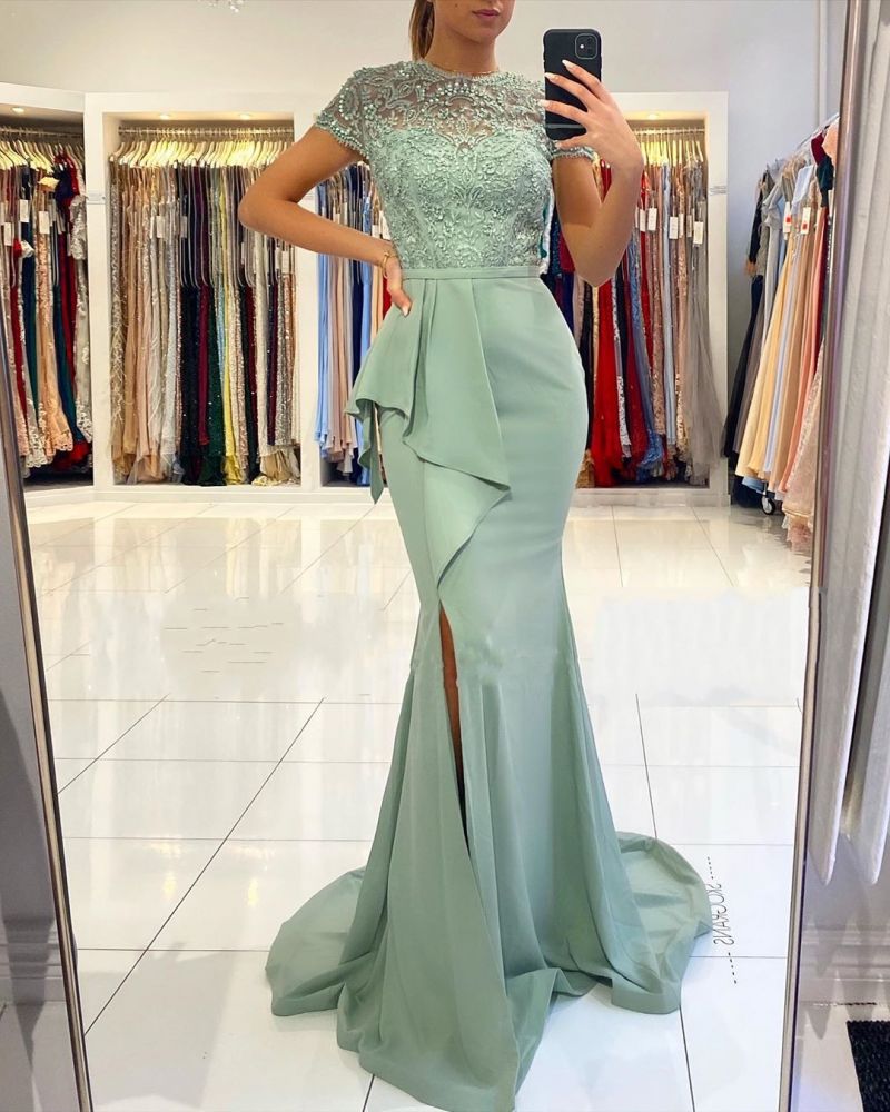 stylesnuggle offers Blue High neck Lace column Long Buttons Split Short sleeves Evening Dress at a cheap price from Satin to Mermaid Floor-length hem. Gorgeous yet affordable Short Sleeves Prom Dresses, Evening Dresses, Homecoming Dresses.