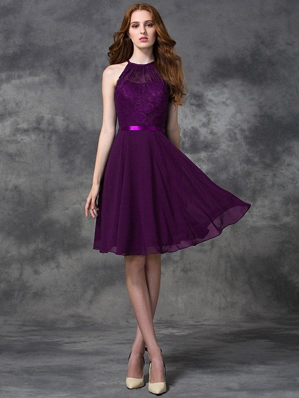 A-Line Charming Halter Lace Sleeveless Short Chiffon Bridesmaid Dresses