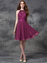 A-Line Charming Halter Lace Sleeveless Short Chiffon Bridesmaid Dresses