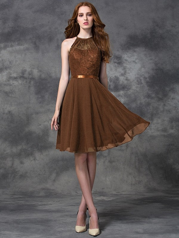 A-Line Charming Halter Lace Sleeveless Short Chiffon Bridesmaid Dresses