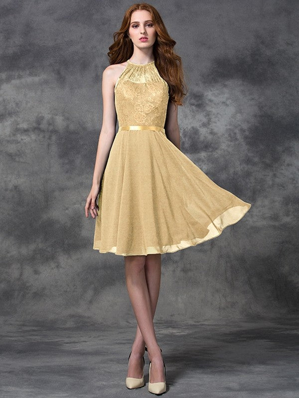 A-Line Charming Halter Lace Sleeveless Short Chiffon Bridesmaid Dresses