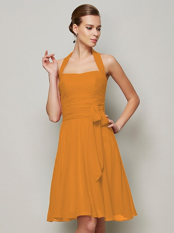 A-Line Charming Halter Sleeveless Pleats Bowknot Short Chiffon Bridesmaid Dresses