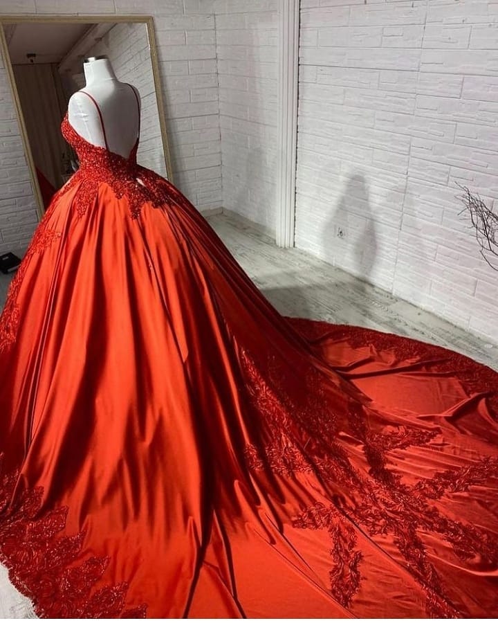 stylesnuggle offers Charming Spaghetti Straps V-Neck Aline Wedding Dress Orange Floral Appliques at a good price, 1000+ options, fast delivery worldwide.