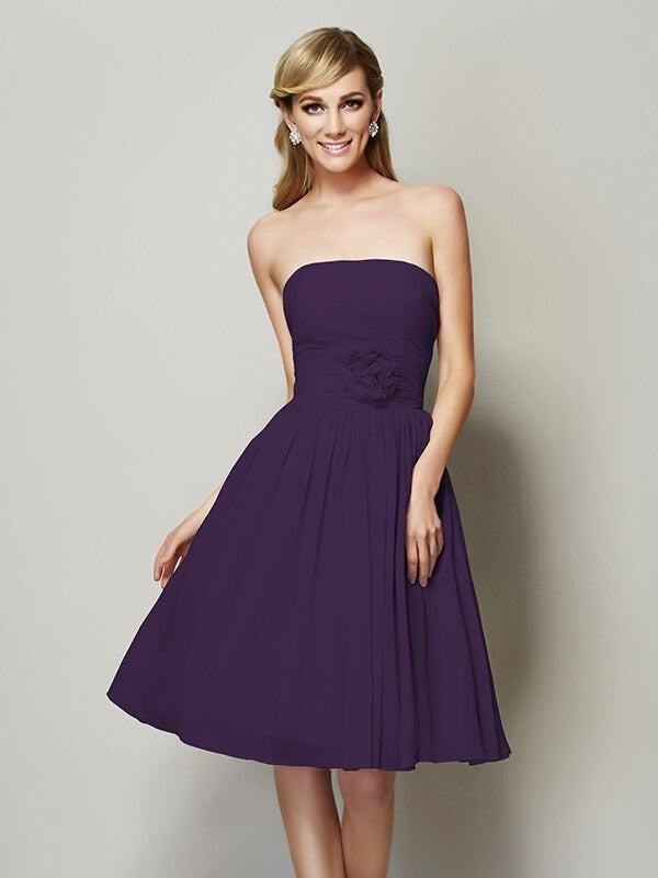 A-Line Charming Strapless Sleeveless Hand-Made Flower Short Chiffon Bridesmaid Dresses