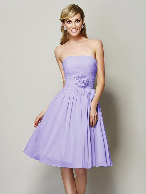 A-Line Charming Strapless Sleeveless Hand-Made Flower Short Chiffon Bridesmaid Dresses