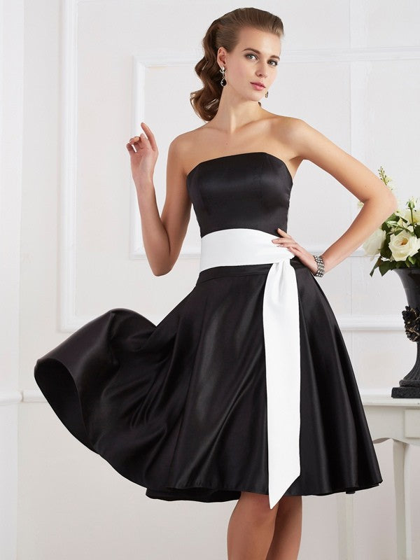 Charming Strapless Sleeveless Sash/Ribbon/Belt Short Satin Bridesmaid Dresses