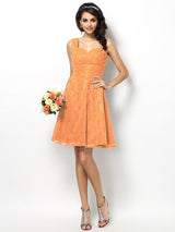 A-Line Charming Straps Lace Sleeveless Short Bridesmaid Dresses