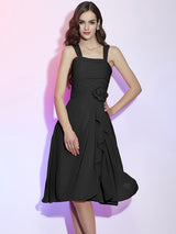 A-Line Charming Straps Sleeveless Pleats Applique Short Chiffon Bridesmaid Dresses