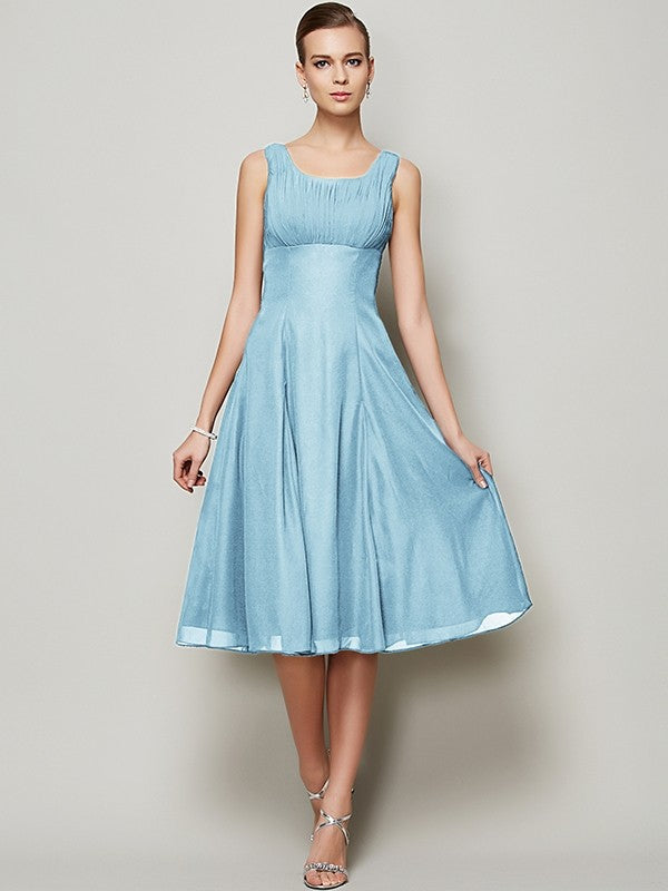 A-Line Charming Straps Sleeveless Pleats Short Chiffon Bridesmaid Dresses