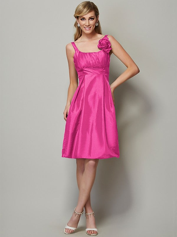 A-Line Charming Straps Sleeveless Pleats Short Taffeta Bridesmaid Dresses