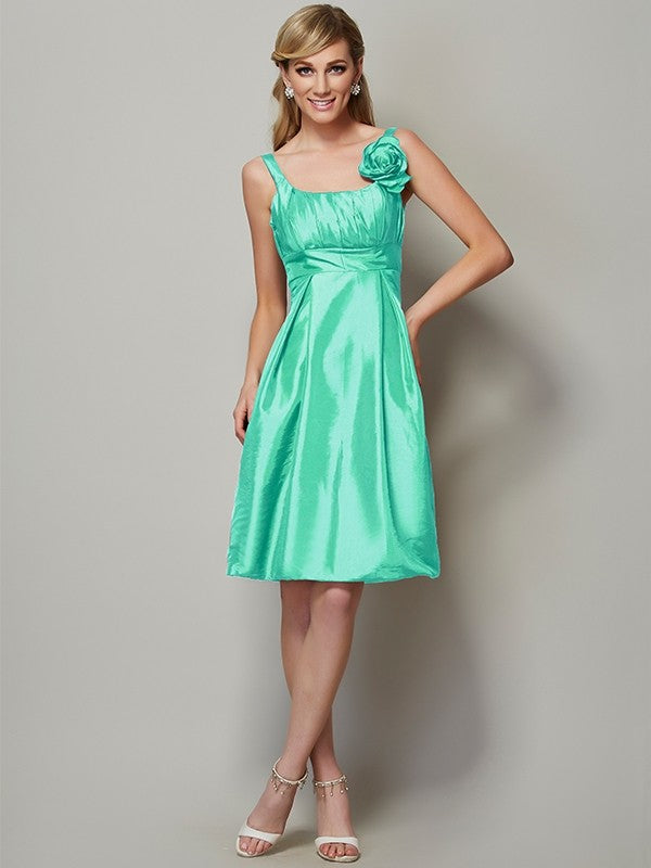 A-Line Charming Straps Sleeveless Pleats Short Taffeta Bridesmaid Dresses