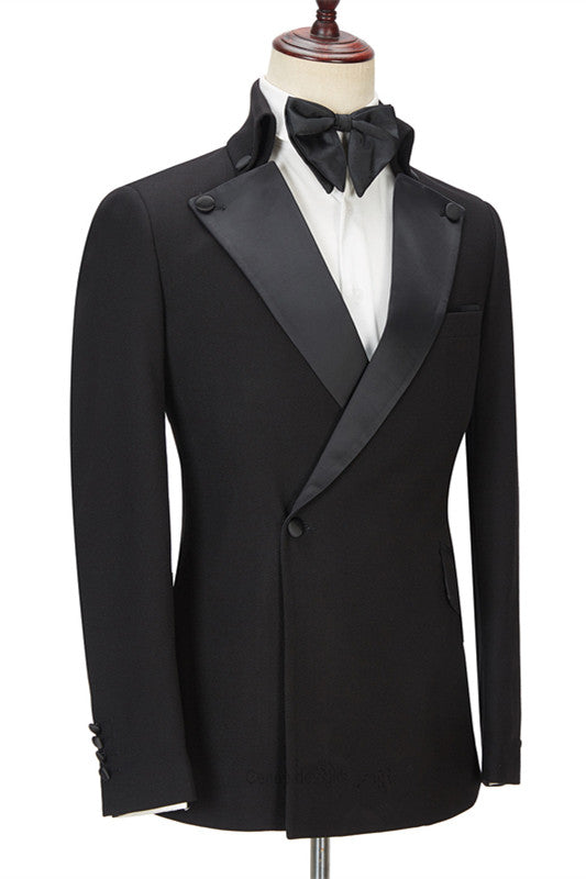 Chic Black Designer Slim Fit Peaked Lapel Men Suits for Prom-stylesnuggle