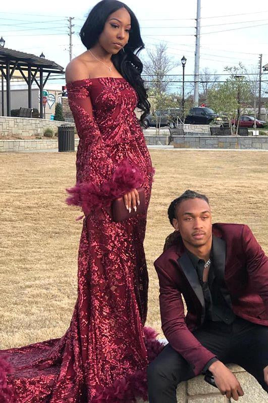 stylesnuggle offers Chic Off-the-shoulder Burgundy Shining Sequined Long Prom Party Gowns with Fur at a cheap price from Sequined to A-line Floor-length hem. Gorgeous yet affordable Long Sleevess Prom Dresses.