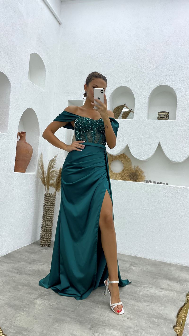 Chic Off-the-Shoulder Sleeveless Mermaid Prom Dresses Long Slit Online-stylesnuggle