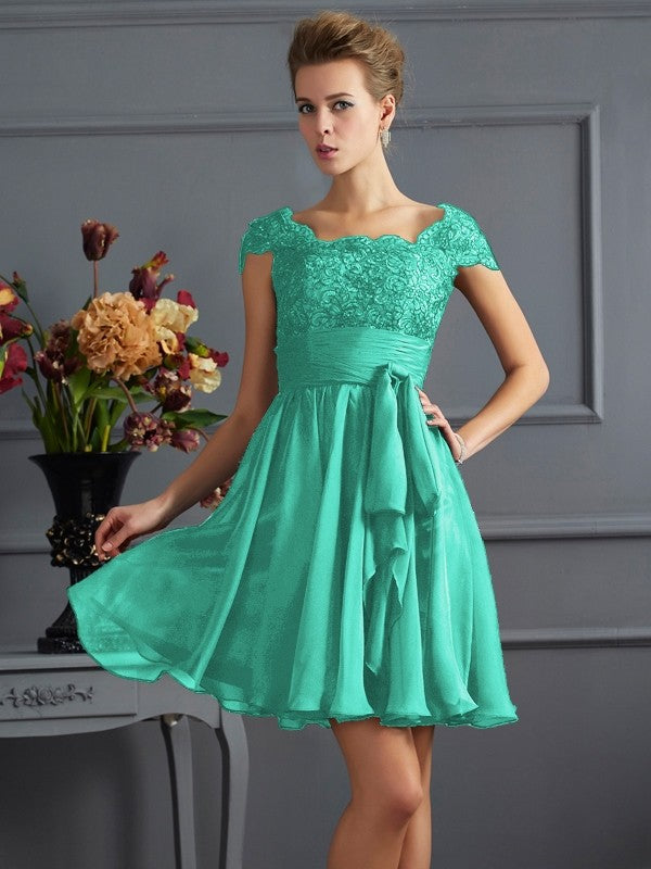 A-Line Charming Scoop Short Sleeves Lace Short Chiffon Bridesmaid Dresses