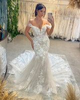 Chic Sweetheart Sleeveless Off-the-Shoulder Lace Wedding Dress-stylesnuggle