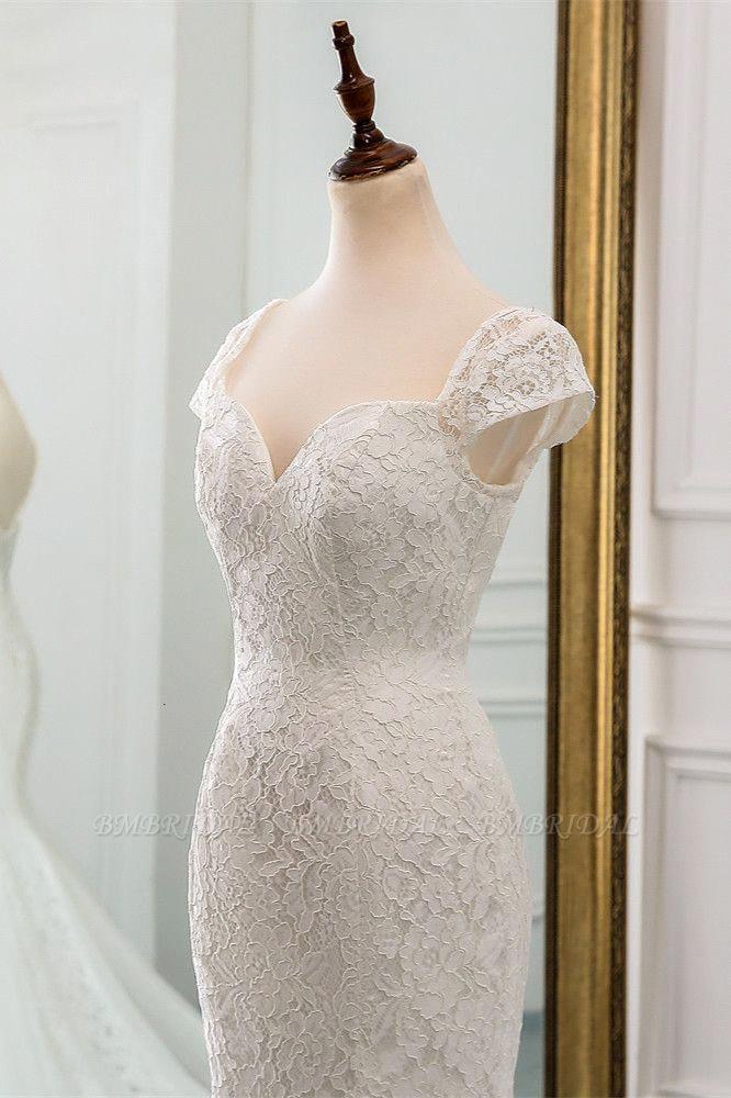 Looking for a dress in Lace, style, and Amazing Lace work? We meet all your need with this Classic Classic Cap Sleeve Aweetheart Floral Lace Slim Mermaid Wedding Dress Lace-up Wedding Party.