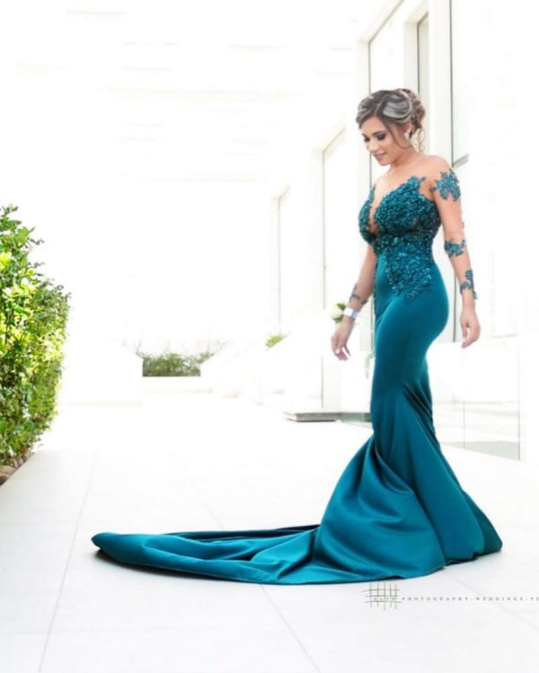 stylesnuggle prom dresses collection include everything from sophisticated long prom gowns like Classic Illusion neck Long Sleeves Blue Lace Appliques Prom Party Gowns with Chapel Train to short party dresses for prom with free and fash shipping.