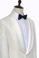 Classy Jacquard White Tuxedos for Wedding Silk Shawl Lapel One Button Wedding Suit for Men-stylesnuggle