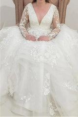 Classy Long Sleeves V-Neck Garden Lace A-Line Wedding Dresses-stylesnuggle