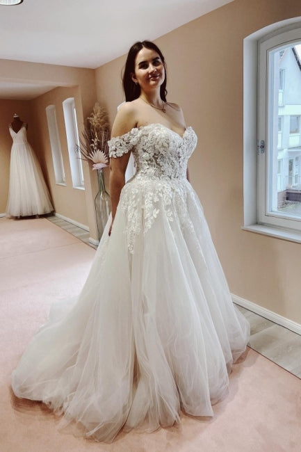 Classy Off the Shoulder Strapless A-Line Lace Tulle Wedding Dresses-stylesnuggle