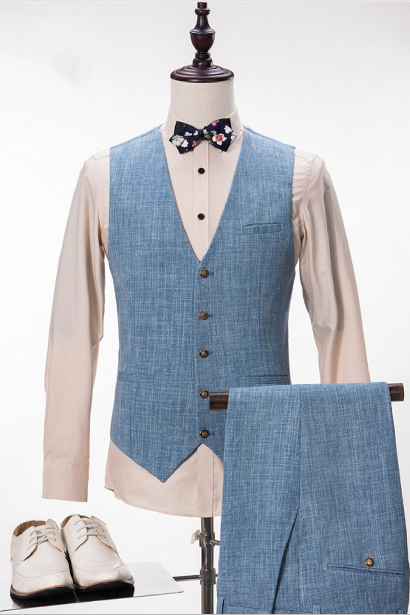 This Custom design Blue Linen Suit For Wedding, Peak Lapel Summer Groom and Groomsmen Suits at stylesnuggle comes in all sizes for prom, wedding and business. Shop an amazing selection of Peaked Lapel Single Breasted Blue mens suits in cheap price.