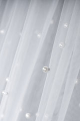 Cynthia Pretty Long Tulle With Pearls Wedding Veils-stylesnuggle