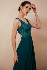 Dark Green V-neck Open-back Sleeveless Lace Evening Dress-stylesnuggle