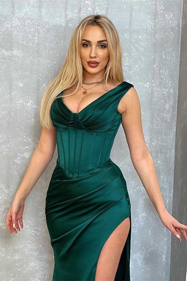 Dark Green V-Neck Sleeveless Evening Dress Mermaid Long With Slit-stylesnuggle